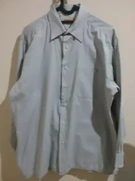 KEMEJA BOSS SIZE 15 1/2 - 33 KONDISI 99%