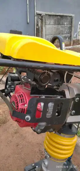 Jack hammer senso genset molen pemadat stamper kodok kuda baby roller
