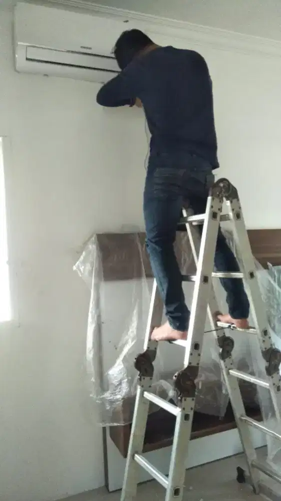 Service AC ,Mesin Cuci ,Kulkas