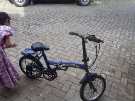 Dijual sepeda lipat ring 16 Ada gearnya 5 speed