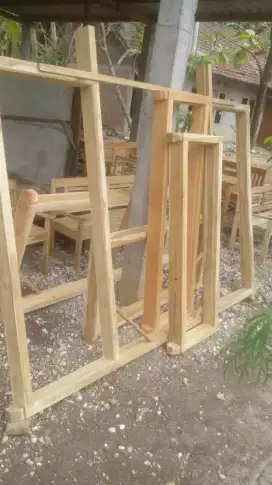Kusen kayu jati