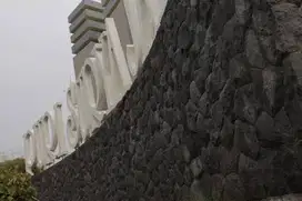 Batu Kewal untuk tempel Dinding