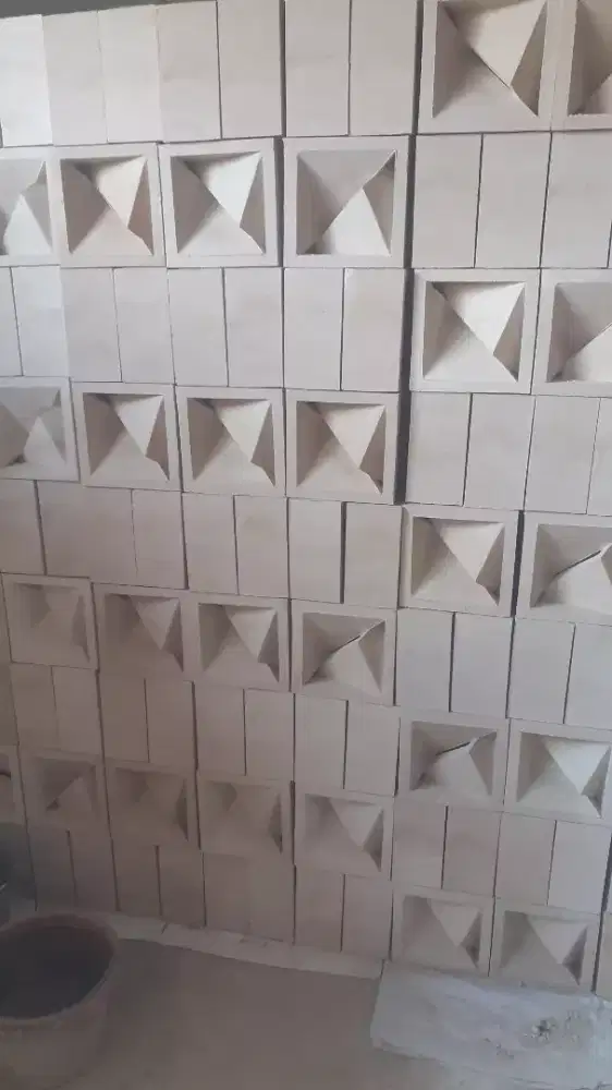 Roster beton minimalis