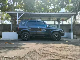 Escudo 2.0i MT 2002 Dijual Cpt