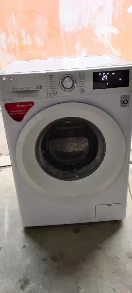 Mesin cuci lg inverter kapasitas 7  kg normal dan siap pakai