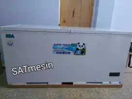 Chest freezer 600 liter kulkas pembeku Frozen food CF-600 RSA