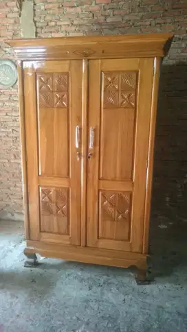 Lemari pakaian pintu 2kayu jati.