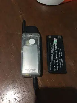 Nokia 5110 + cas an + batre cadangan