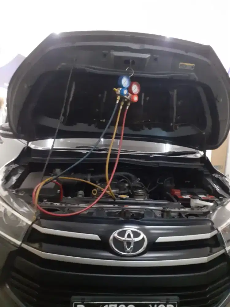 Service AC mobil panggilan