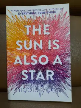 Novel Bacaan Bahasa Inggris Judul The Sun is Also a Star, Nicola Yoon