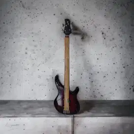 Di jual Bass Yamaha TRBX174. 4-string