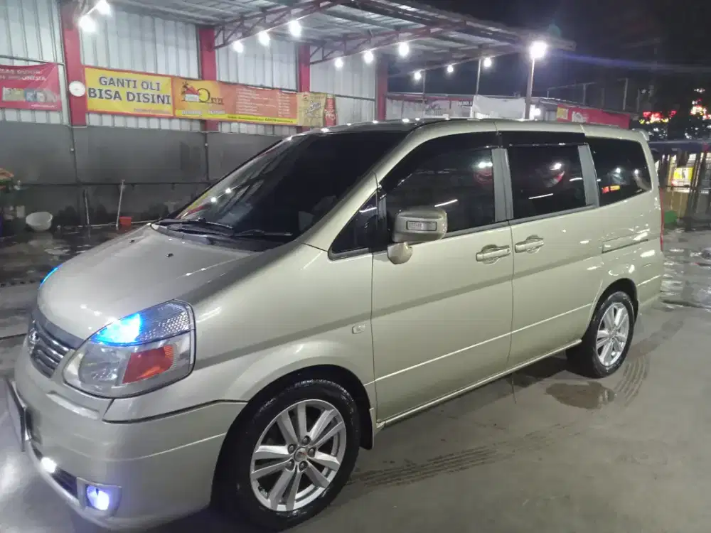 Mobil Serena HWS 2007 A/T