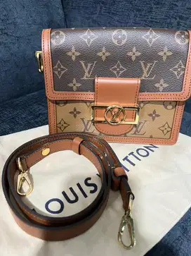 LV Dauphine Mini Reverse( Authentic)