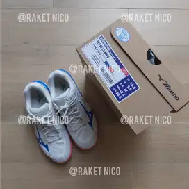 Sepatu Badminton Mizuno Wave Claw 2 Snow White Peace Blue Driven Pink