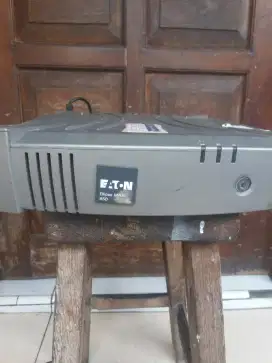 UPS EATON 850-1200VA ok3