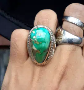 Batu Pirus Persia Gradasi Biru Hijau Antik Natural Alam