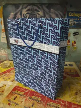 Jam tangan paperbag custom