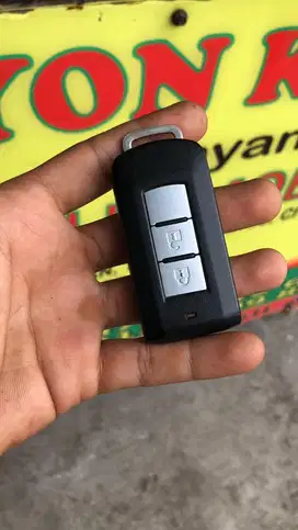 Duplikat kunci mobil immobilizer