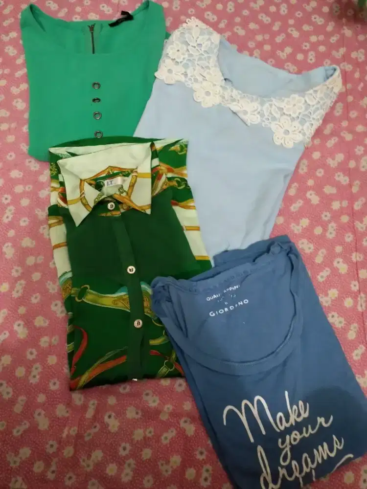 Baju(Atasan) wanita dengan berbagai motif dan style