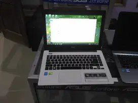 Di beli laptop rusak