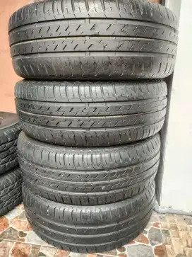 Dijual Ban Bridgestone Ecopia EP150 205 55 ring 16 ada 4pcs