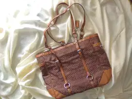 Tas Preloved Coach Monogram Tote Bag