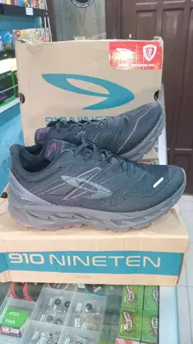 Sepatu Running 910 Nineten YuzaEvo New Original