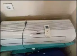 Kipas angin model AC