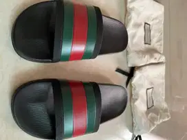 Sandal GUCCI Original 100% Ukuran Size 7 Sendal Slip On Pria Wanita