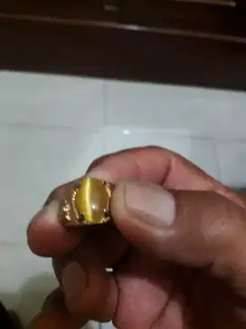Dijual Batu akik mata kucing asli pengikat perak yg serius bisa tepon