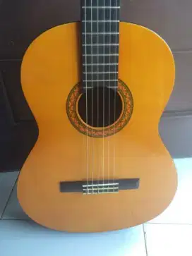 Dijual guitar Yamaha C40 original