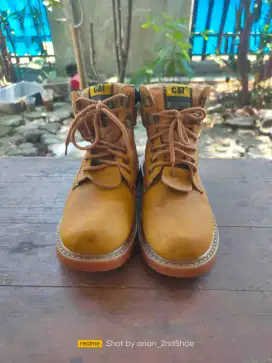 CATERPILLAR PWC74010-940C4C Durable Equipment Boots ORIGINAL