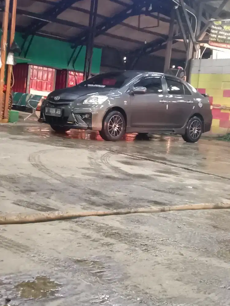 Di Jual Vios limo 2009
