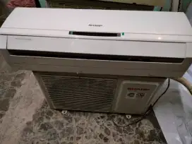 Menerima AC rusak dan bekas