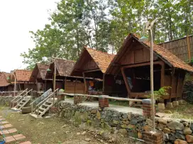 Gasebo Antik Dari Lumbung Padi Jadul