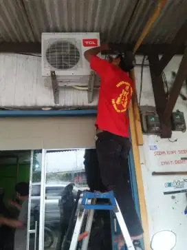 Jual ac TCL dan instalasi listrik tukang ac