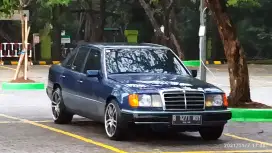 Mercy Boxer W124 230E