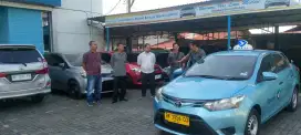 Loker pengemudi taksi blue bird