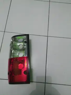 Mika lampu belakang