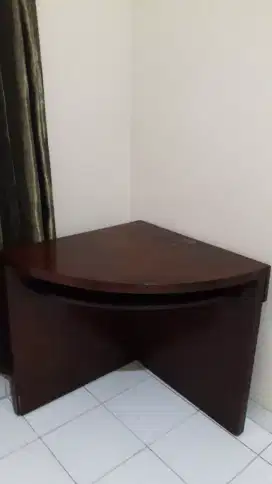 SALE MURAH! Meja Sudut Jati