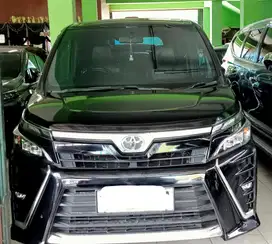 Toyota Voxy 2018 Bensin matic hitam