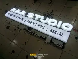 HURUF TIMBUL DAN NEON BOX BERGARANSI
