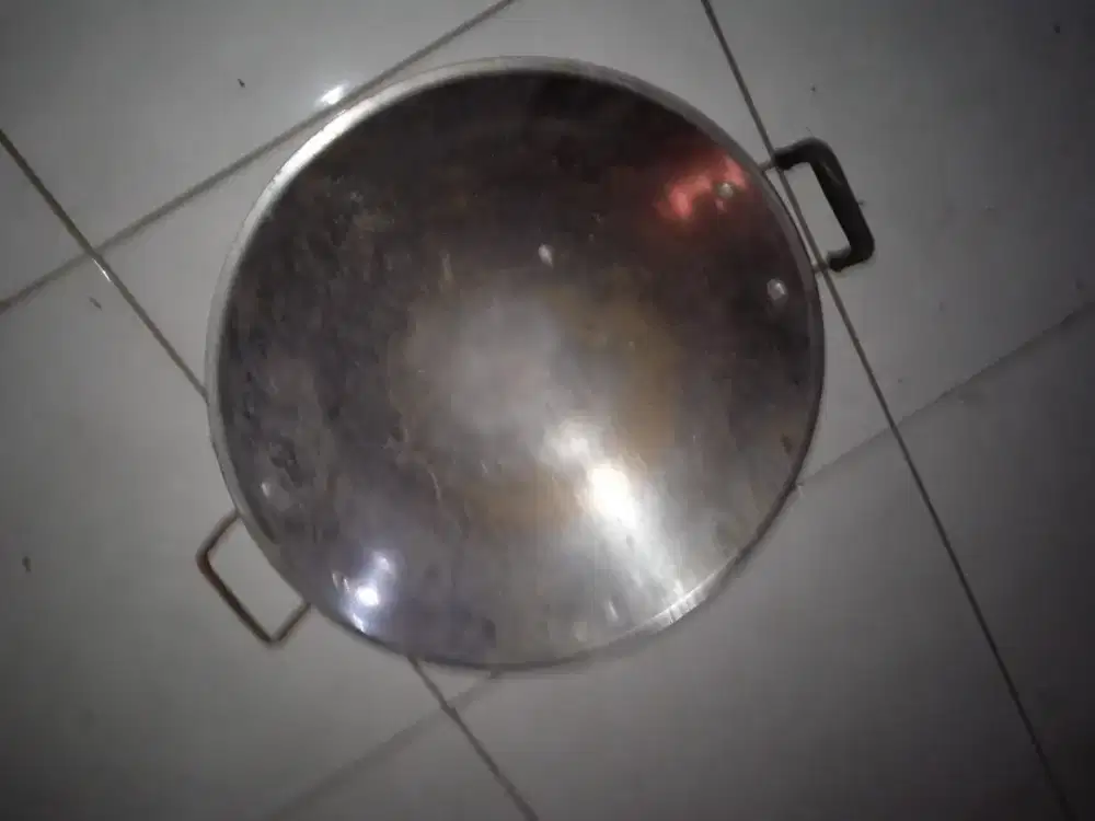 Wajan gorengan ukuran 40cm silver