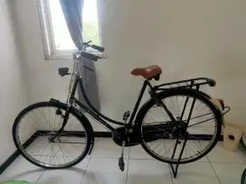 Sepeda onthel Gazelle