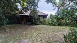 Disewakan lahan/tempat usaha+bangunan dipinggir Jl Raya puncak (Gadog)