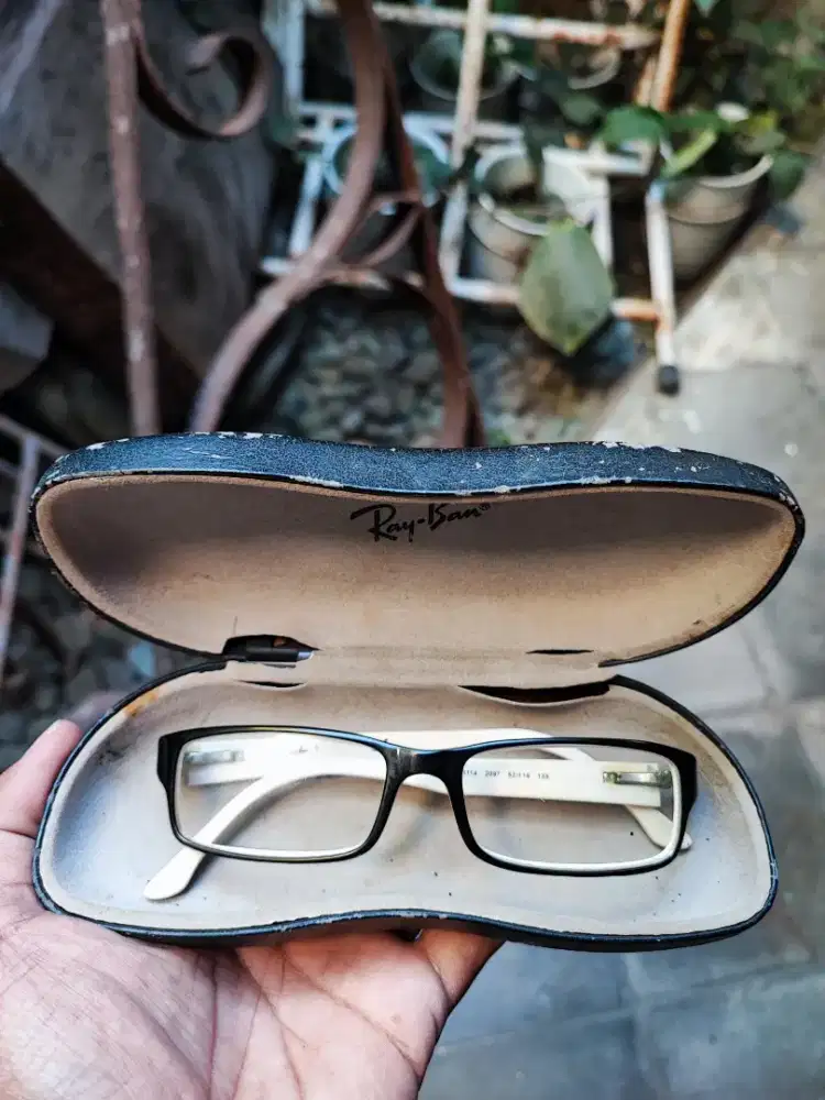 Original Ray-Ban RB5114 Black On White Frame