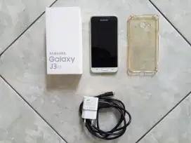 HP Samsung J3 6 White Ram 2 GB Rom 16 GB 2/16 Mulus FULLSET Terawat