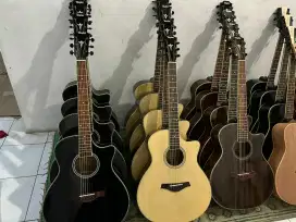 Gitar akustik siap cek