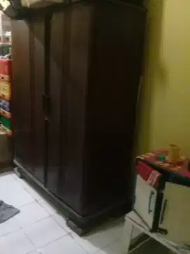 DJual cepat lemari jati asli 2 pintu