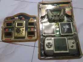 Dijual Game Player Klasik Portable sepaket kondisi baru.Nego halus.